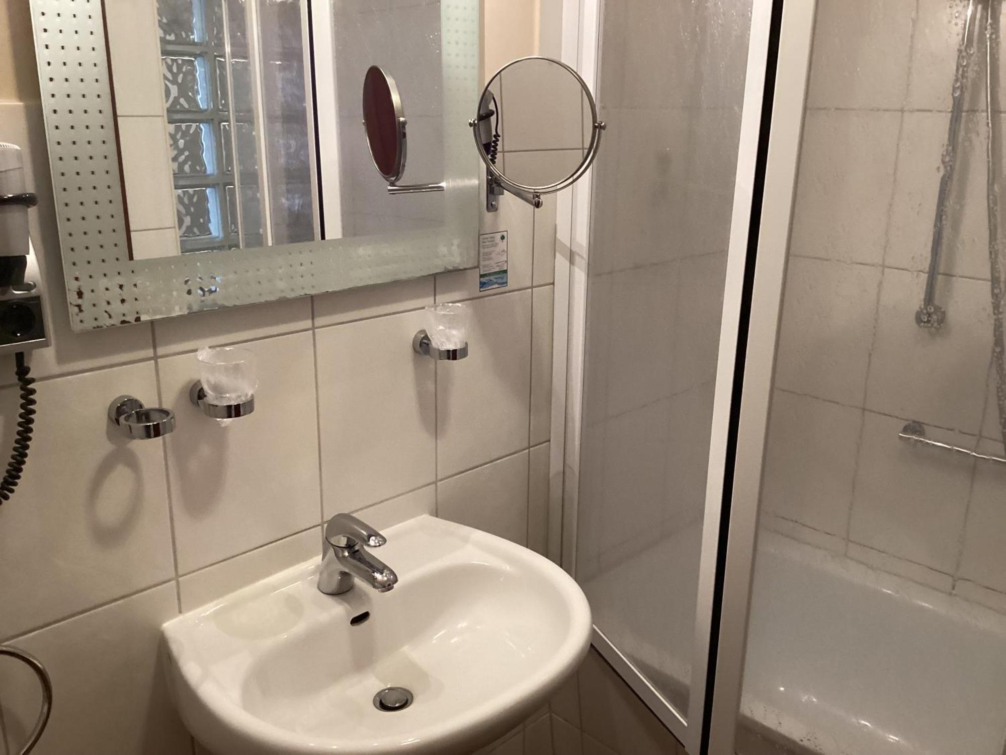 Gaestehaus Windfluechter Бреґе Екстер'єр фото